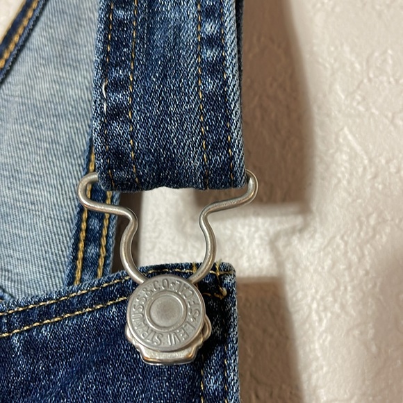 Levi's Womens WaterLess Dark Blue Skinny Denim Jumper Jeans Overalls Size 29 - Picture 4 of 16